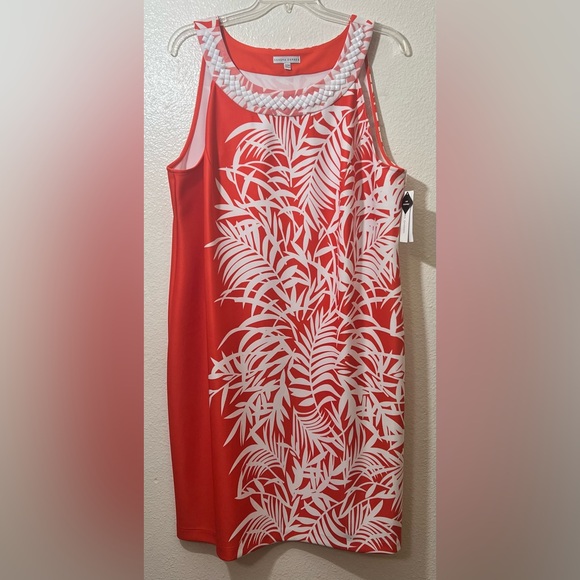 NWT Sandra Darren Sleeveless Coral and White Dress Palm Leaf Pattern 24 - Picture 1 of 4